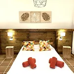 Casa Del Amigo Carmelo * Ye